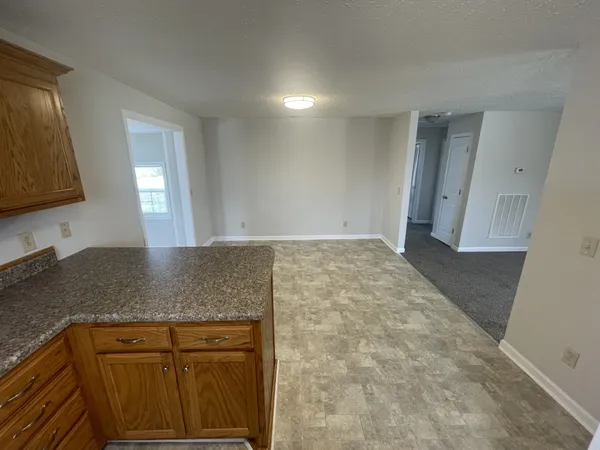 $1,900 | 732 Yowell Avenue, Madison, TN 37115