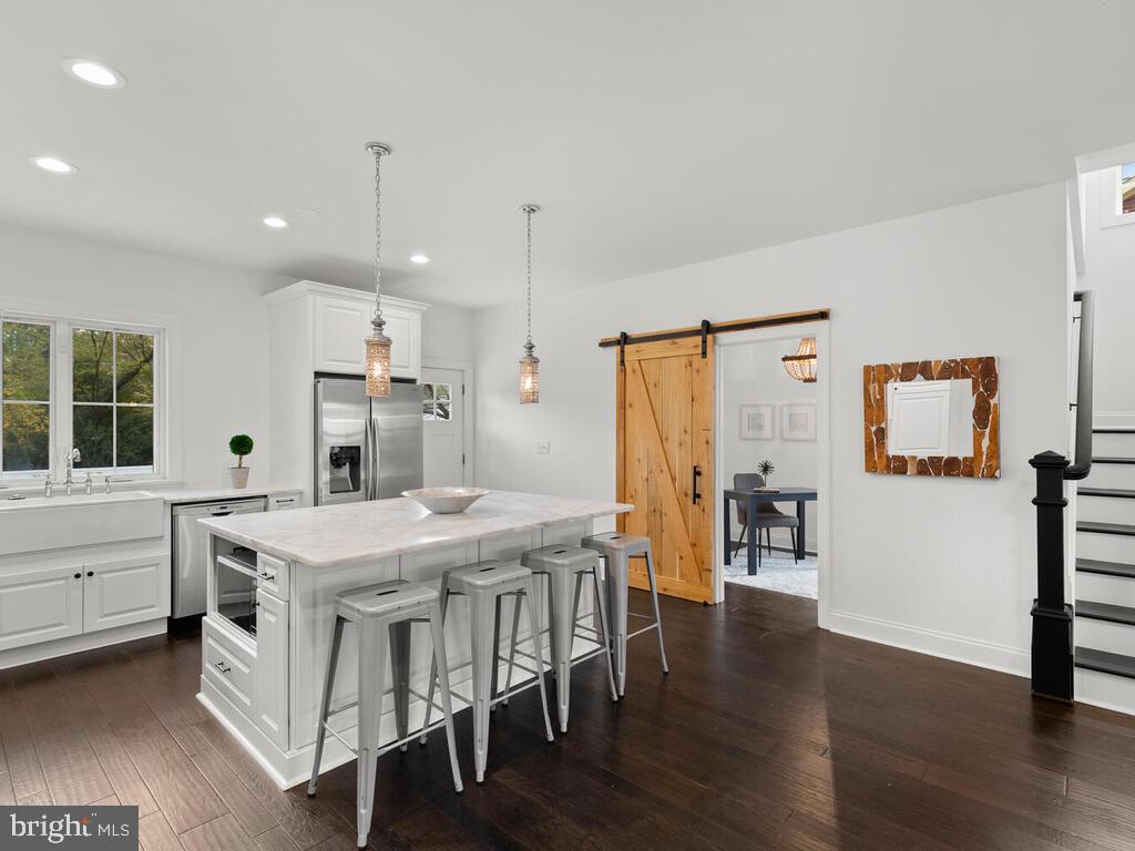 802 Easley Street Silver Spring, MD 20910 - Photo 15 of 51 Gallery Image 15