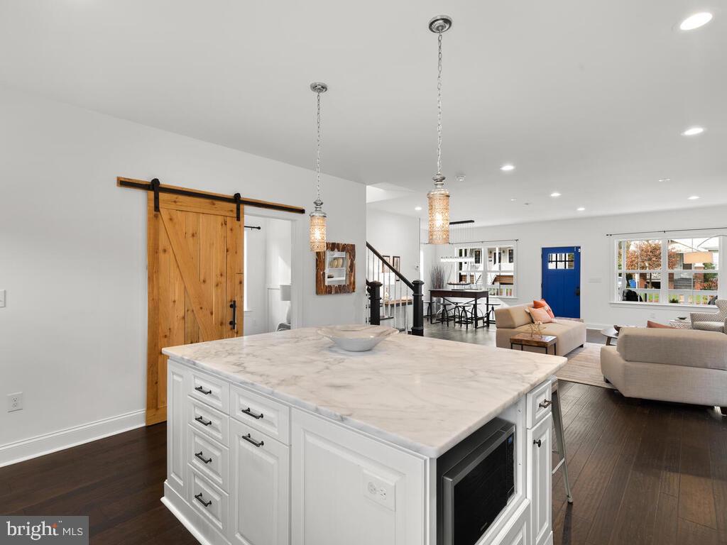 802 Easley Street Silver Spring, MD 20910 - Photo 17 of 51 Gallery Image 17