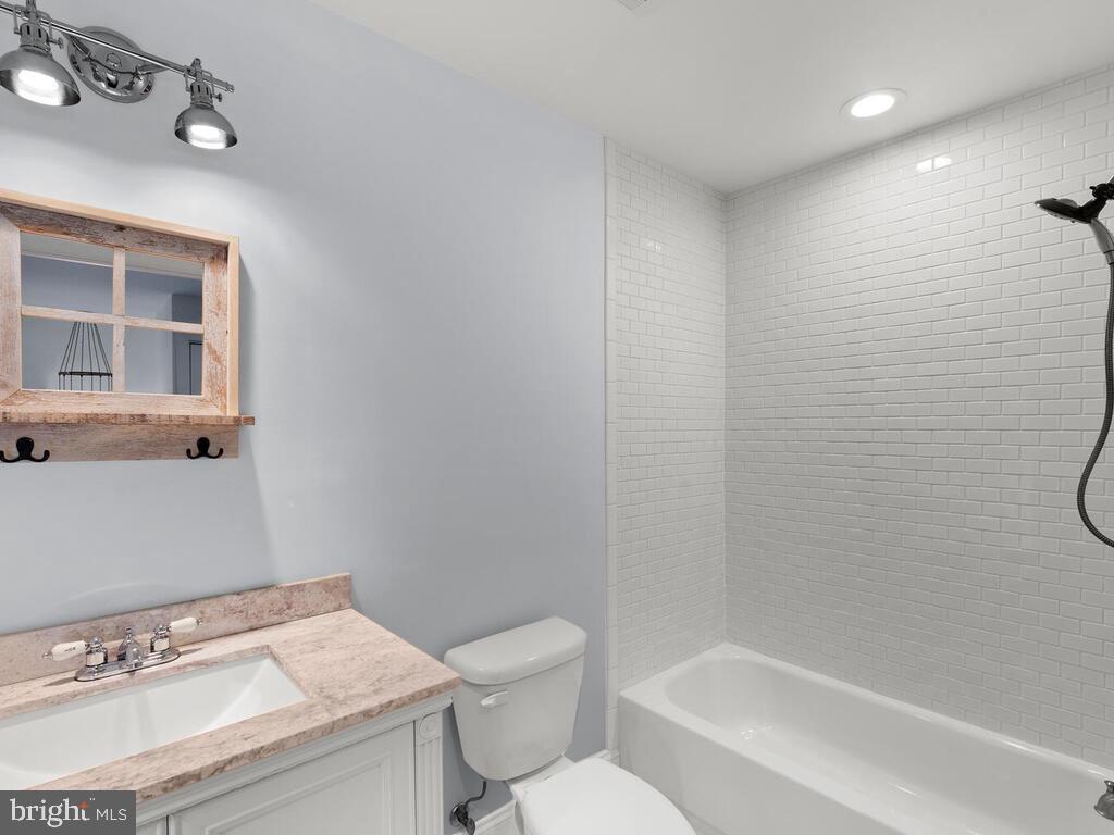 802 Easley Street Silver Spring, MD 20910 - Photo 33 of 51 Gallery Image 33
