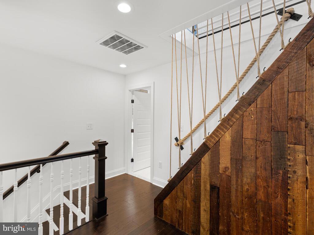 802 Easley Street Silver Spring, MD 20910 - Photo 34 of 51 Gallery Image 34