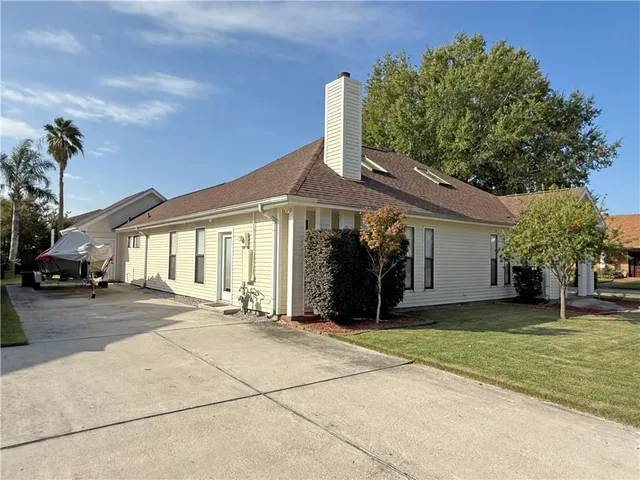 $435,000 | 501 Carmenere Drive, Kenner, LA 70065