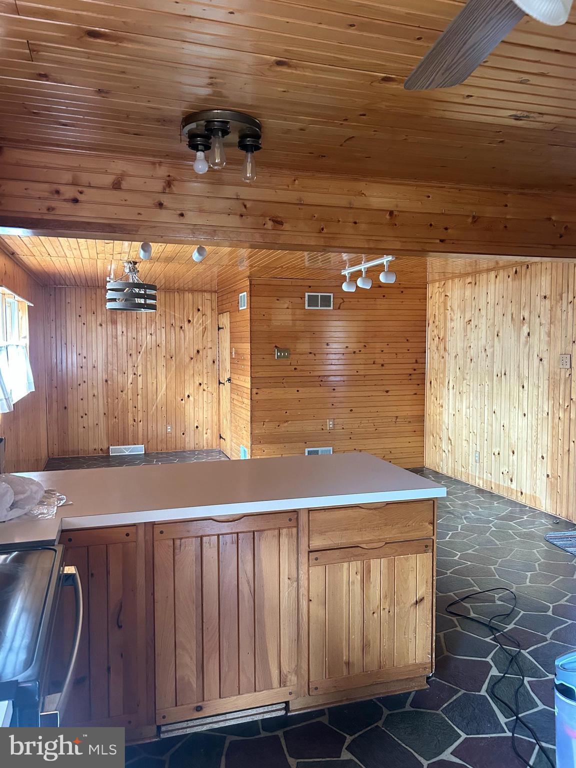 824 Brunnerville Road Lititz, PA 17543 - Photo 7 of 7 a close view of kitchen appliances