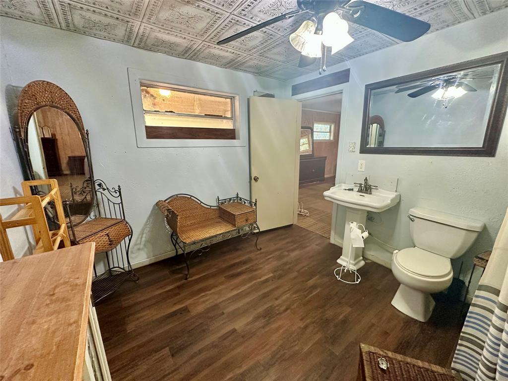 423 Strawn Road Ranger, TX 76470 - Photo 10 of 20