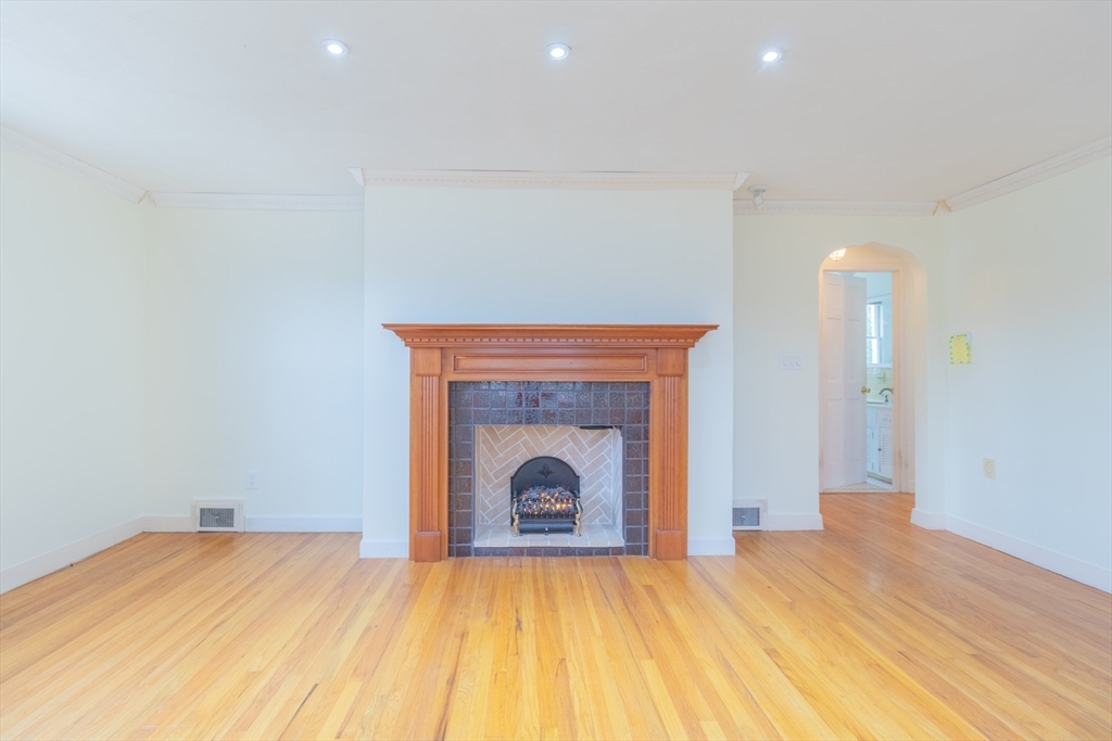 539 Amherst Road Granby, MA 01033 - Photo 17 of 38 Gallery Image 17