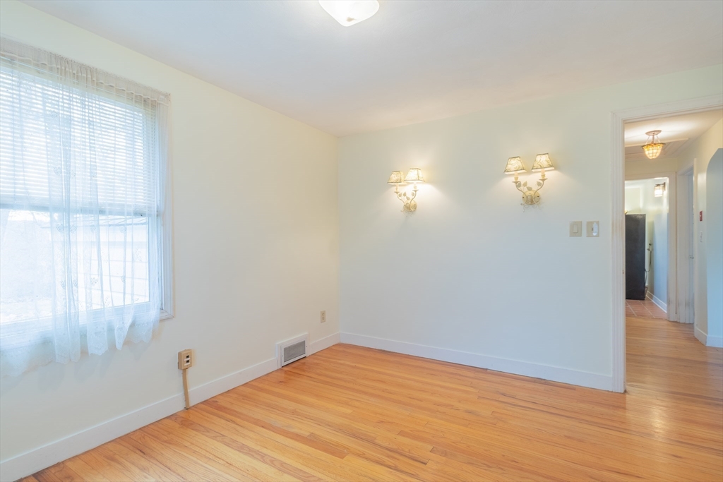 539 Amherst Road Granby, MA 01033 - Photo 22 of 38 Gallery Image 22