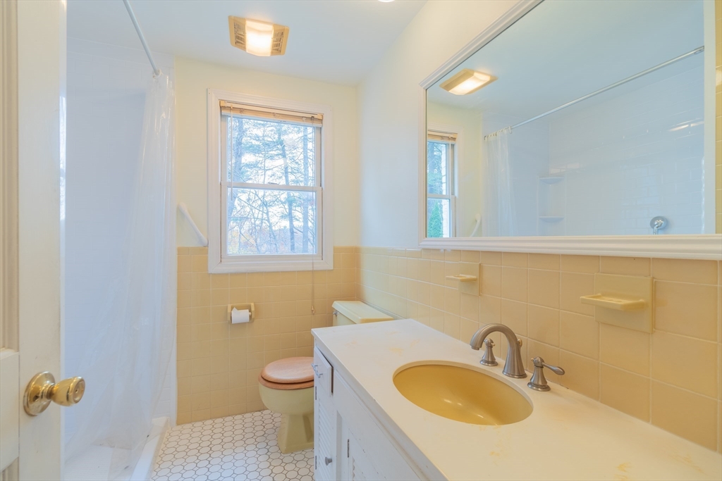 539 Amherst Road Granby, MA 01033 - Photo 24 of 38 Gallery Image 24