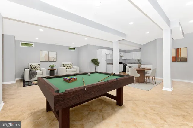 a view of a yard with yellow house