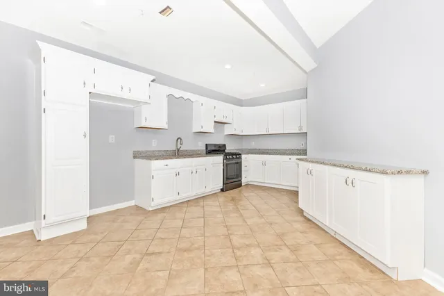 $4,800 | 4724 River Creek Terrace, Beltsville, MD 20705