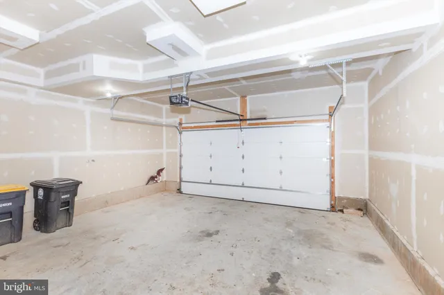 $4,800 | 4724 River Creek Terrace, Beltsville, MD 20705