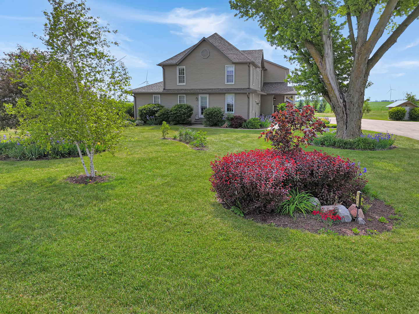 9214 North Waddams Grove Road Lena, IL 61048 - Photo 5 of 52