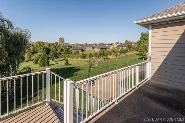 $442,500 | 226 Pioneer Trail Drive, Jefferson City, MO 65109