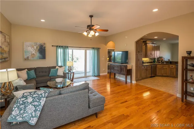 $442,500 | 226 Pioneer Trail Drive, Jefferson City, MO 65109