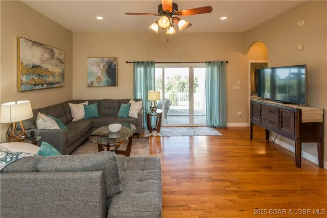 $442,500 | 226 Pioneer Trail Drive, Jefferson City, MO 65109