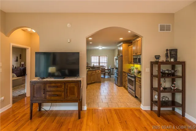 $442,500 | 226 Pioneer Trail Drive, Jefferson City, MO 65109