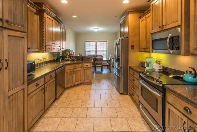 $442,500 | 226 Pioneer Trail Drive, Jefferson City, MO 65109