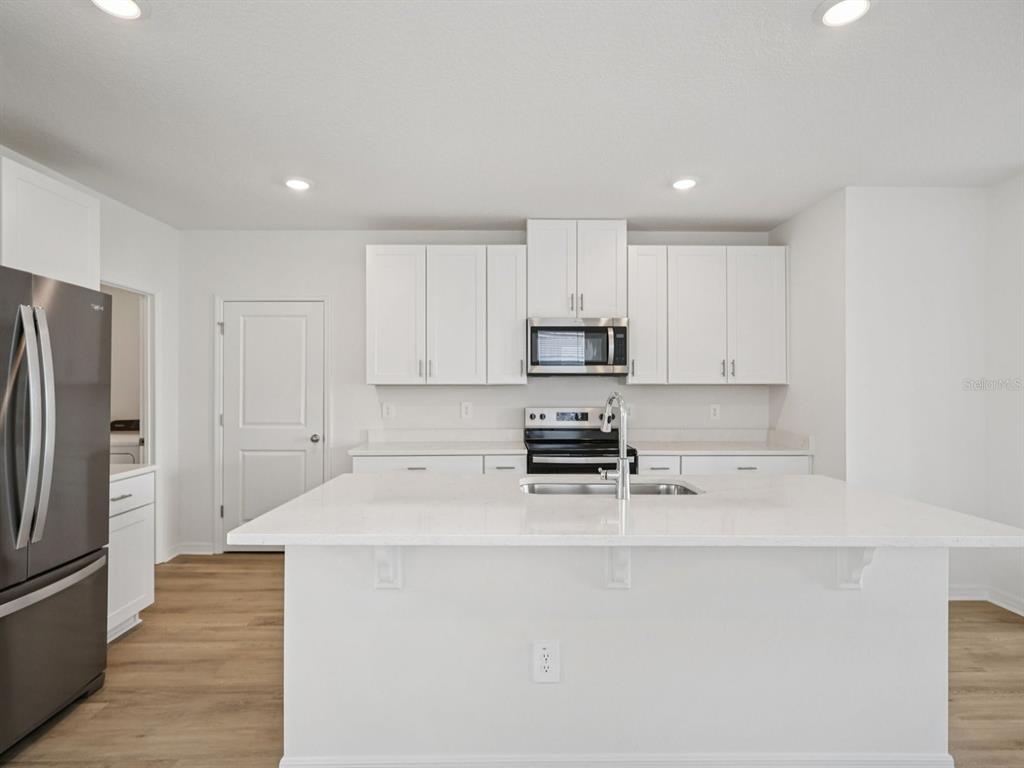 13509 Shellmore Avenue Palmetto, FL 34221 - Photo 11 of 30