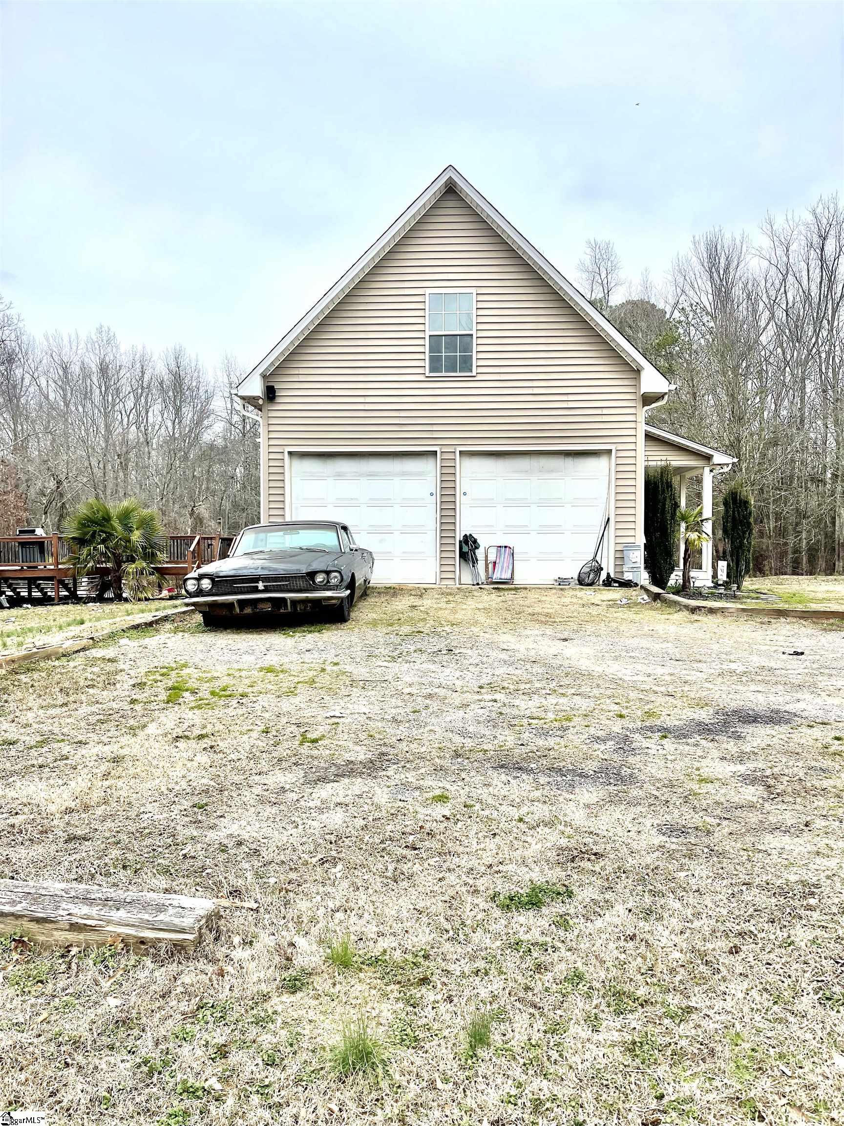 215 Mill Road Belton, SC 29627 - Photo 3 of 34 Gallery Image 3