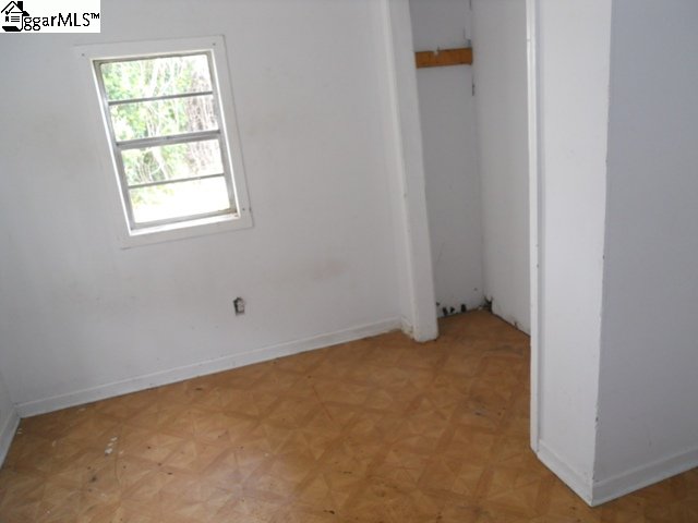29 Loop Street Greenville, SC 29609 - Photo 2 of 7 Gallery Image 2