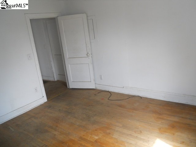 29 Loop Street Greenville, SC 29609 - Photo 3 of 7 Gallery Image 3