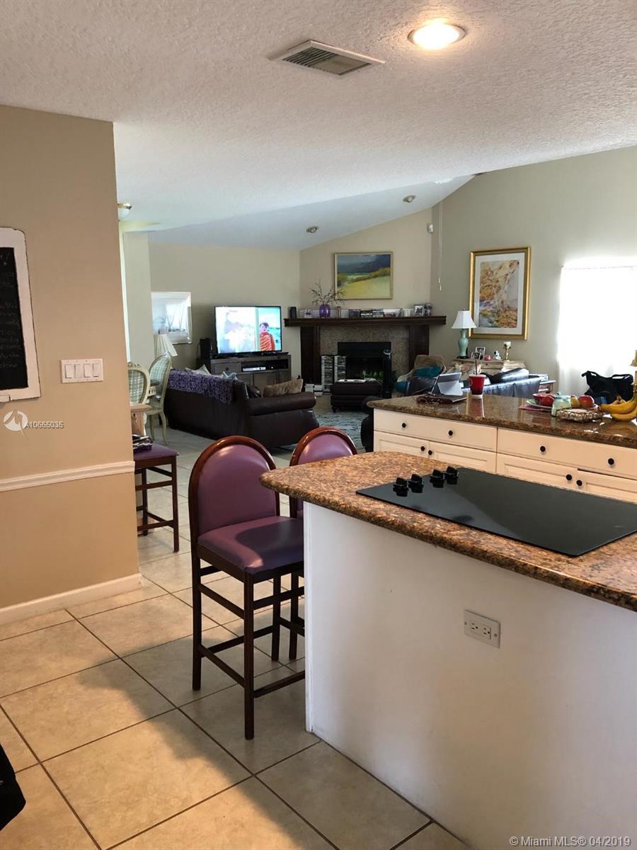 21502 Sweetwater Lane South Boca Raton, FL 33428 - Photo 3 of 14