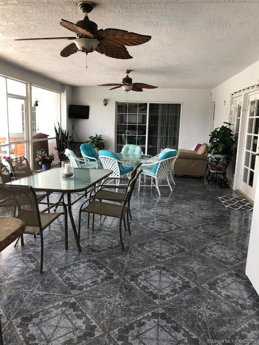 21502 Sweetwater Lane South Boca Raton, FL 33428 - Photo 9 of 14