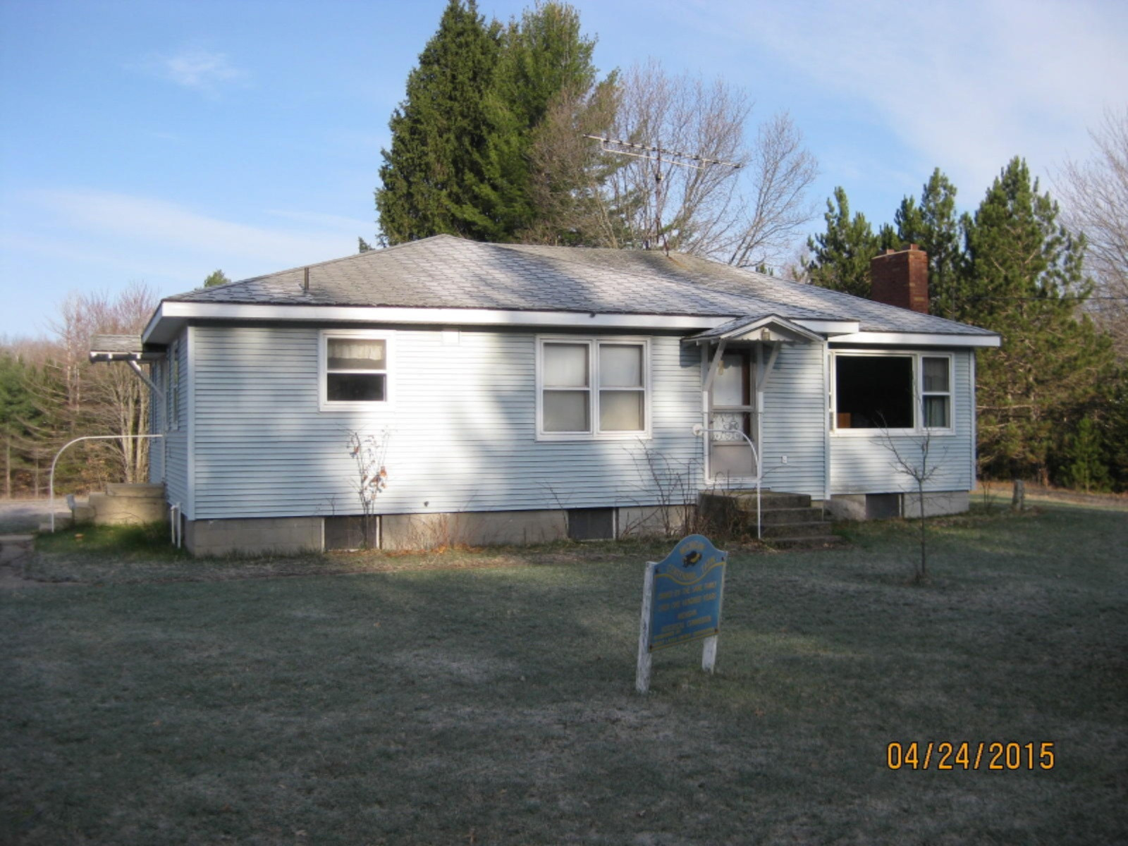 2531 South Lakola Road Reed City, MI 49677 - Photo 3 of 34 IMG_1162