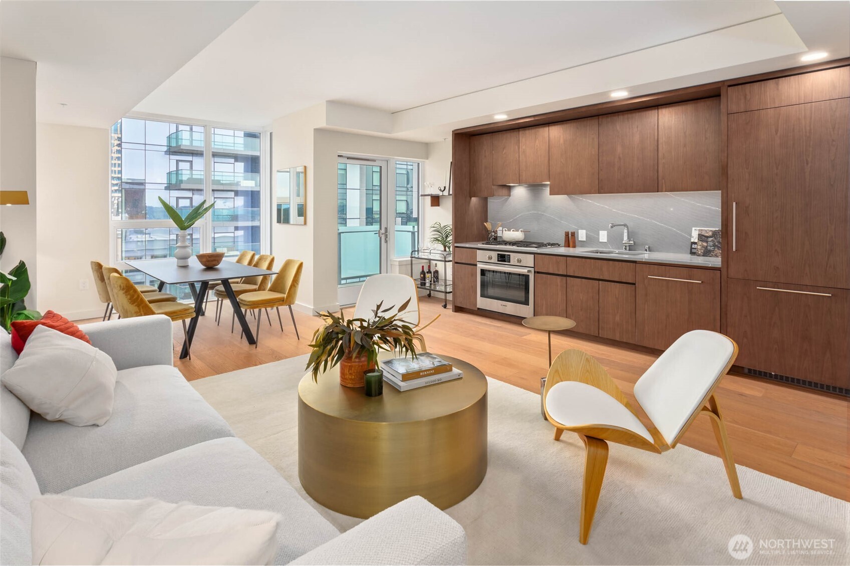 121 Stewart Street, Unit 1104 Seattle, WA 98101 - Photo 2 of 33