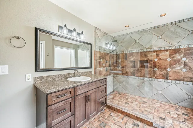 $659,900 | 8975 Icicle Road, Unit F, Leavenworth, WA 98826