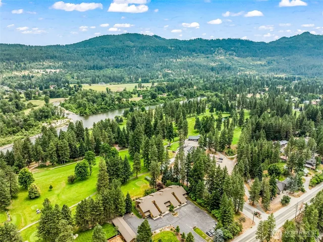 $659,900 | 8975 Icicle Road, Unit F, Leavenworth, WA 98826