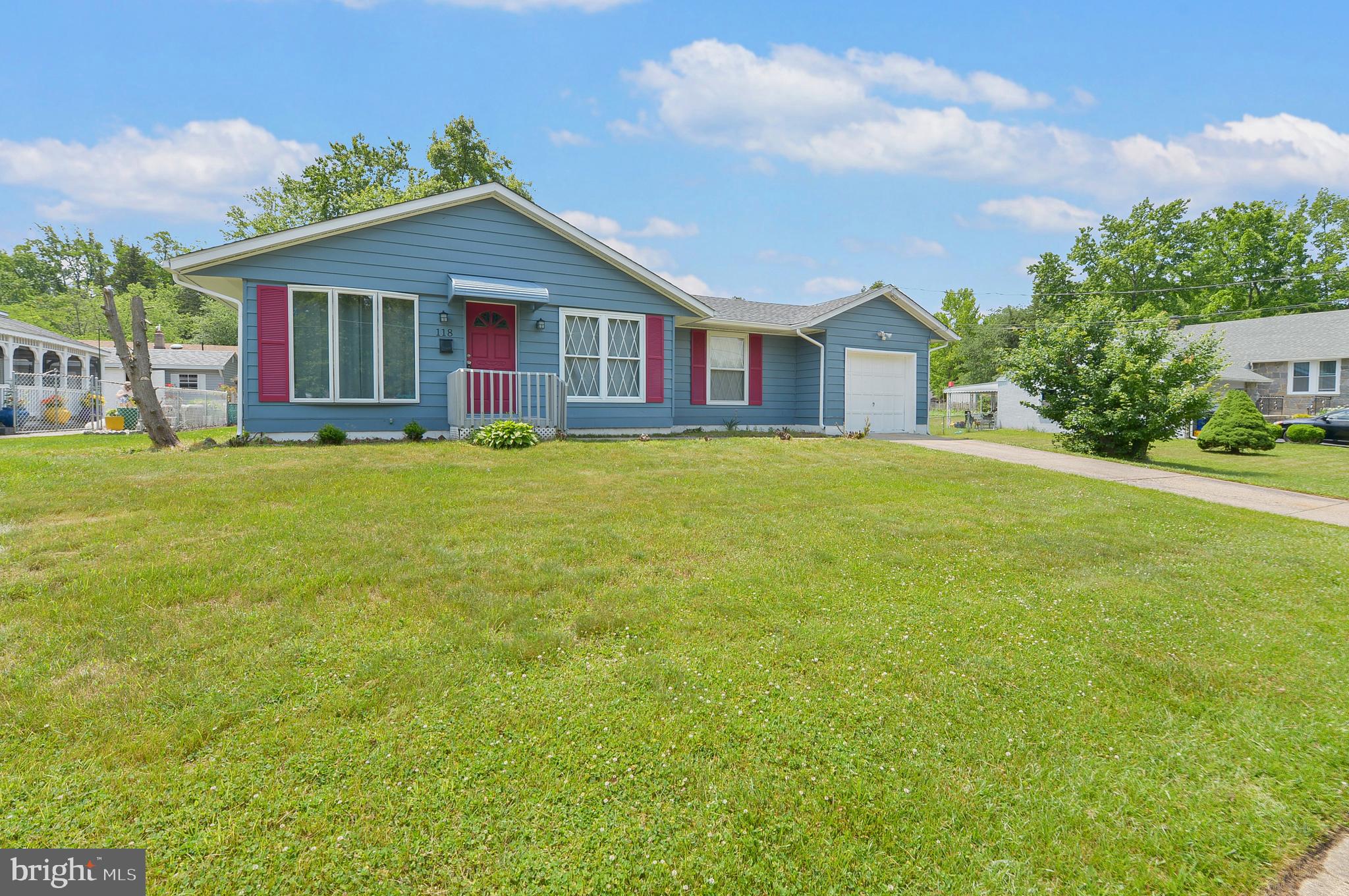 118 Princeton Road Clementon, NJ 08021 - Photo 2 of 28