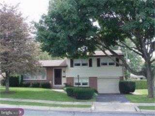 60 Oberlin Avenue Sinking Spring, PA 19608 - Photo 1 of 1