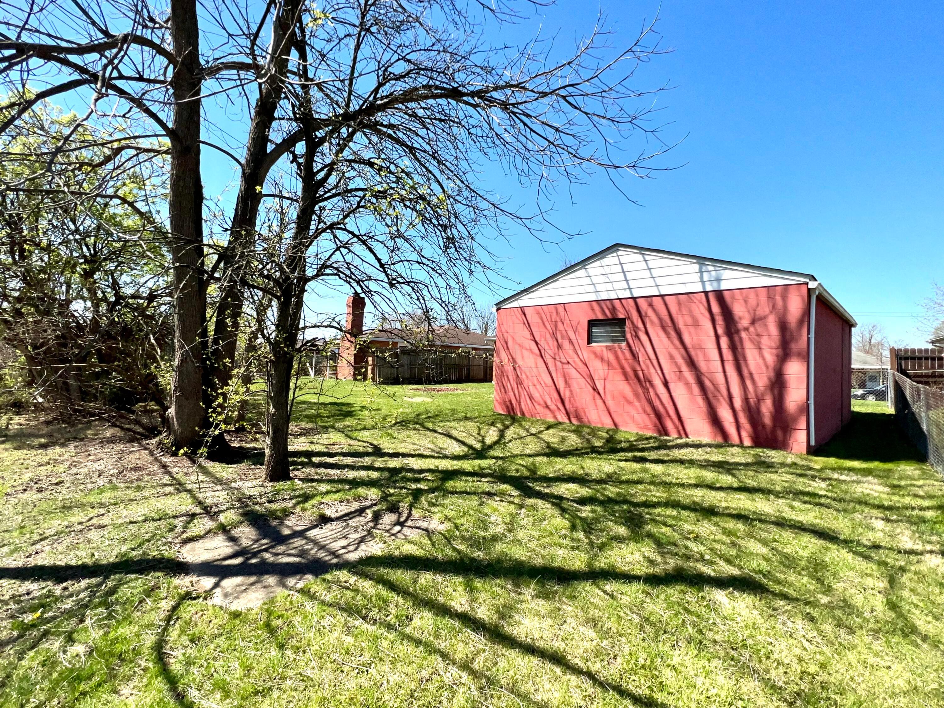3746 Ferman Road Columbus, OH 43207 - Photo 17 of 22 42328DF9-271A-4605-9B26-119A185D04ED