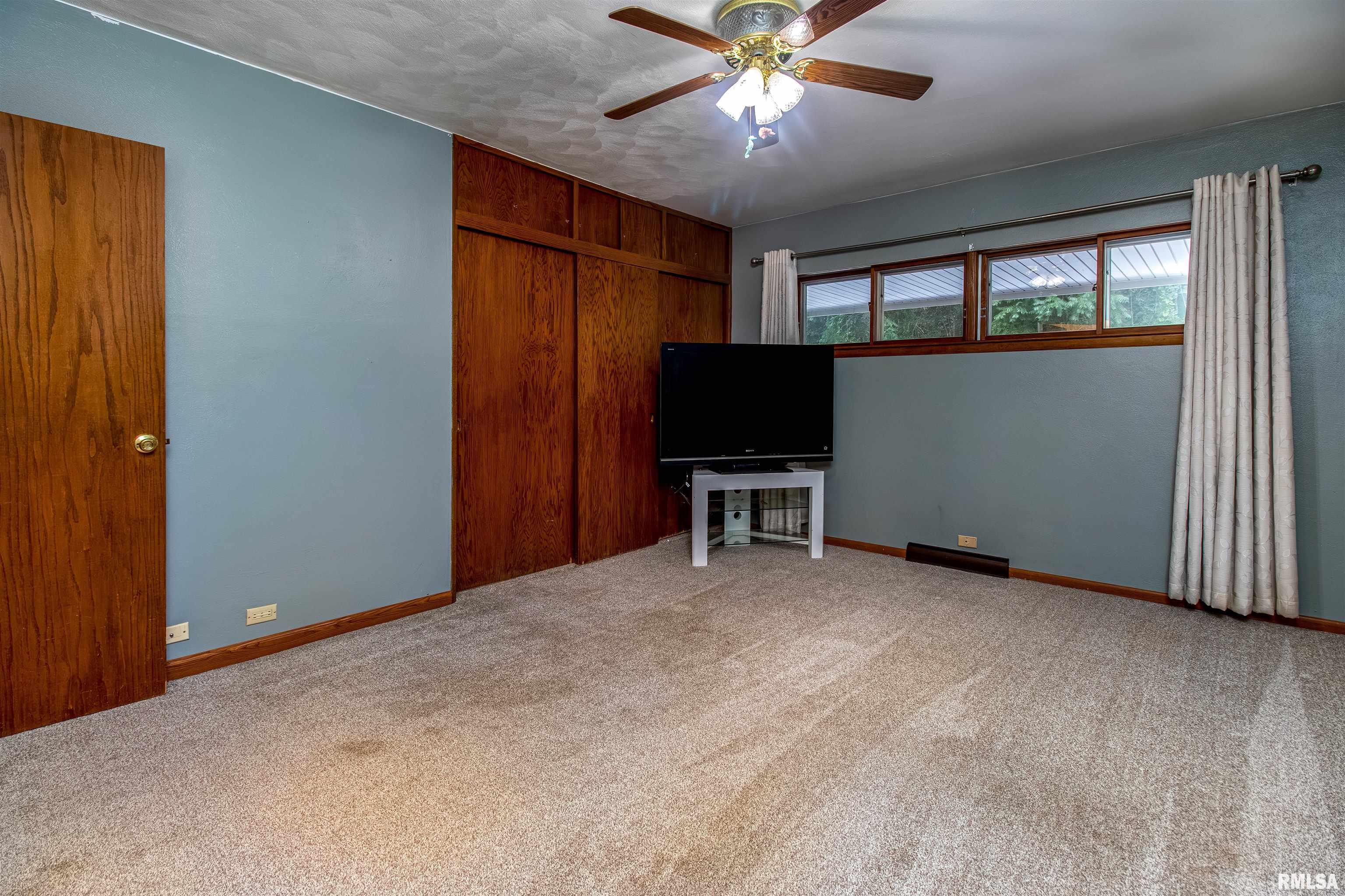 1104 Kimberly Road, Unit 906 Bettendorf, IA 52722 - Photo 13 of 20 Gallery Image 13