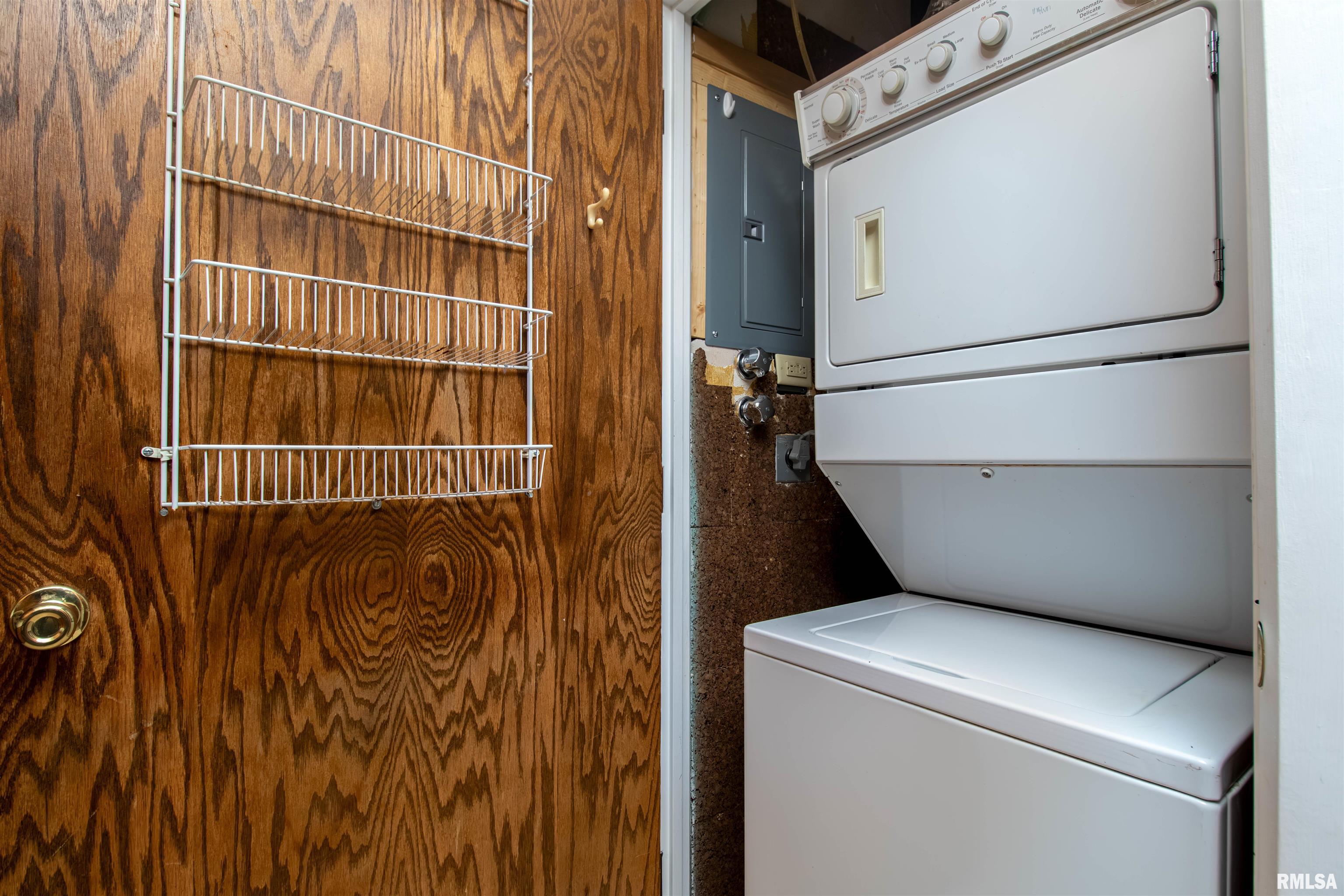 1104 Kimberly Road, Unit 906 Bettendorf, IA 52722 - Photo 14 of 20 Gallery Image 14