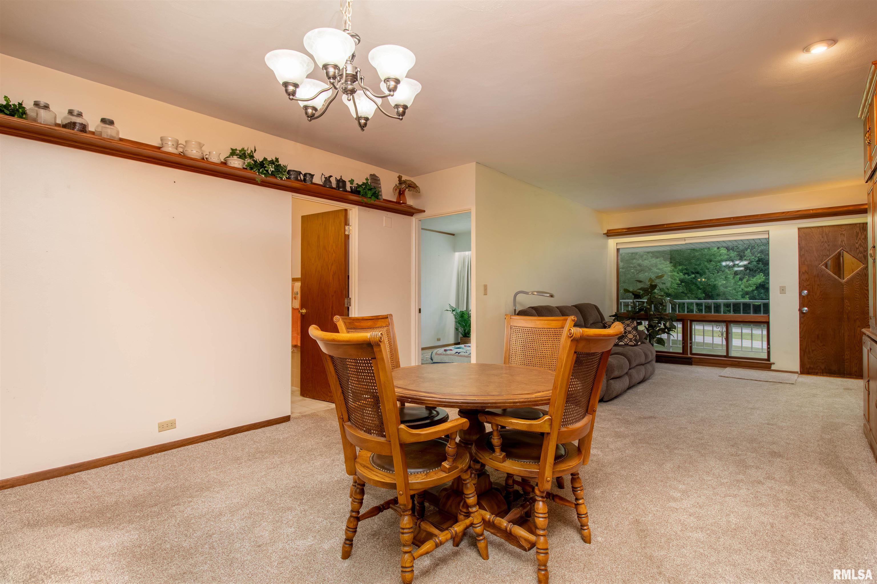 1104 Kimberly Road, Unit 906 Bettendorf, IA 52722 - Photo 5 of 20 Gallery Image 5