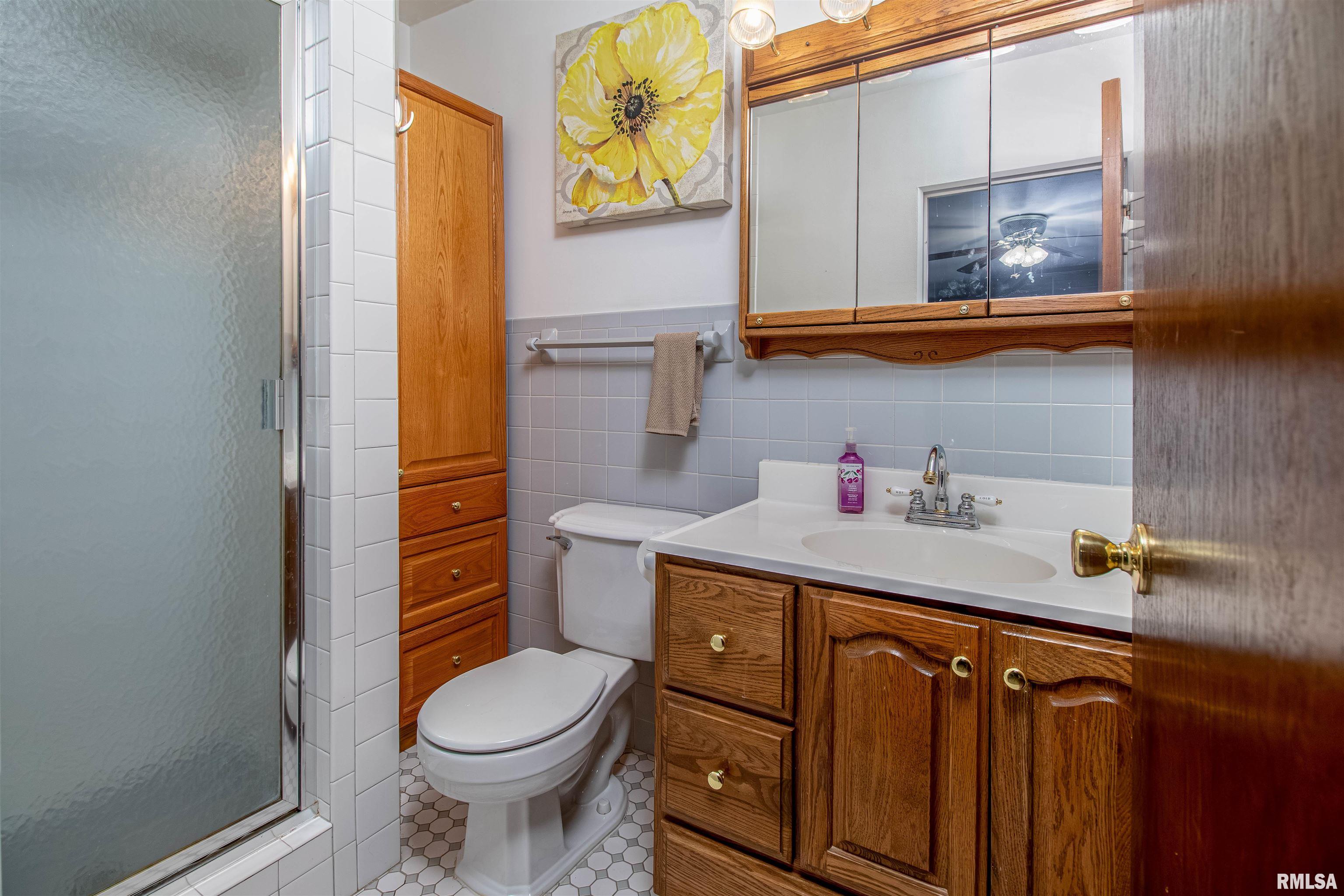 1104 Kimberly Road, Unit 906 Bettendorf, IA 52722 - Photo 10 of 20 Gallery Image 10