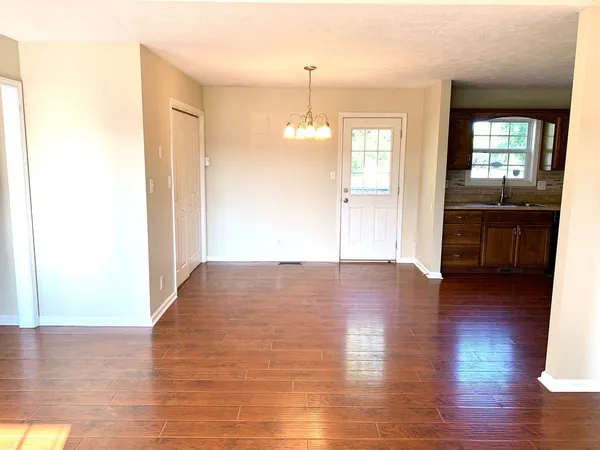 $1,425 | 3425 Foxrun Lane, Clarksville, TN 37042