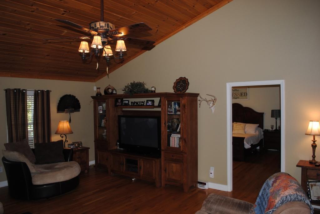 1083 West Cove Road Chickamauga, GA 30707 - Photo 9 of 60 DSC_0387 (1024x685)