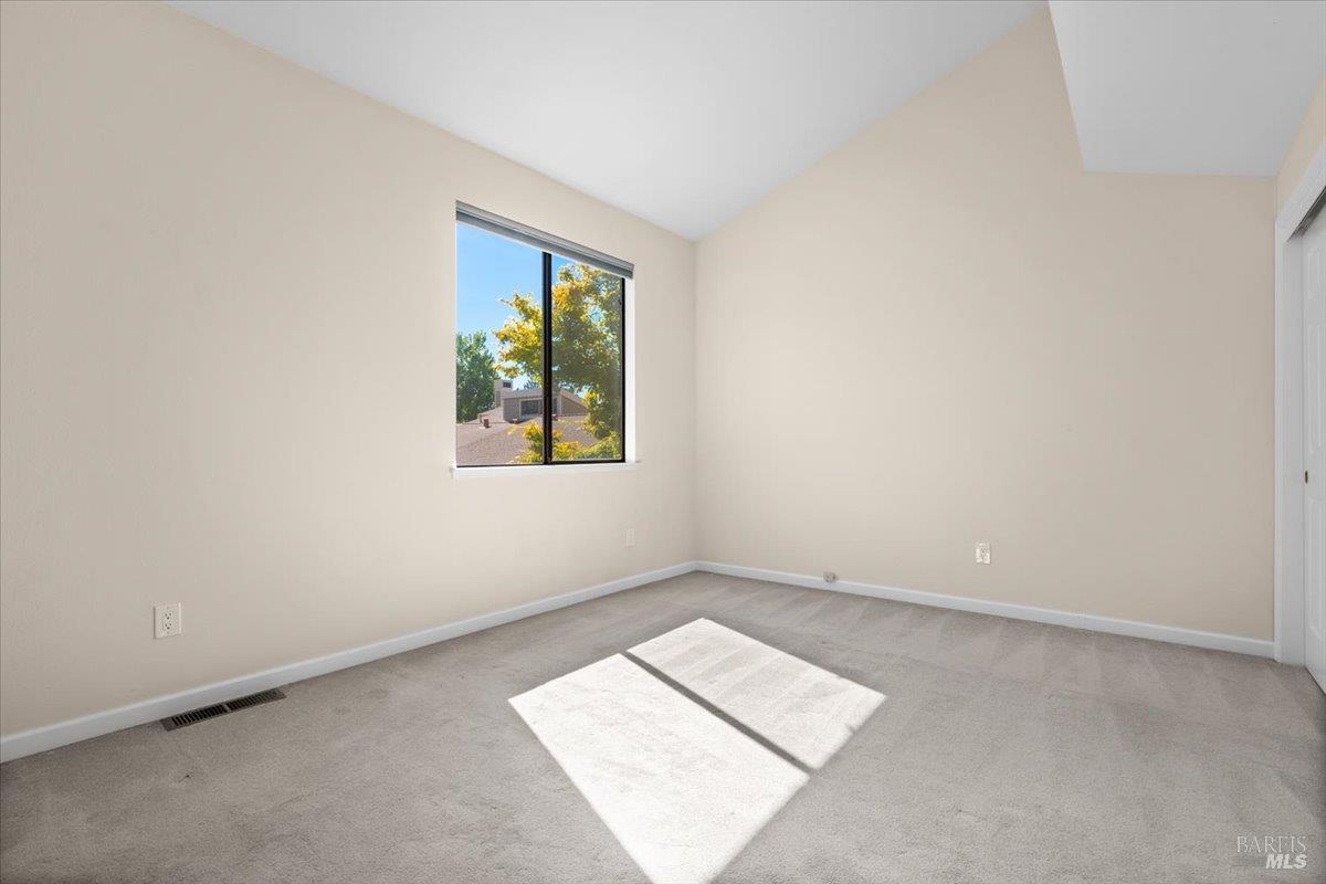 4736 Shade Tree Lane Santa Rosa, CA 95405 - Photo 34 of 46