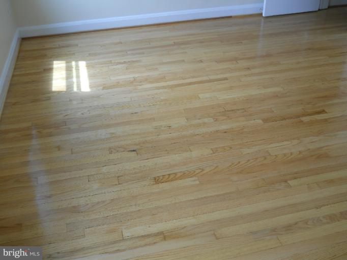 4332 Cedar Garden Road Baltimore, MD 21229 - Photo 12 of 27 floors