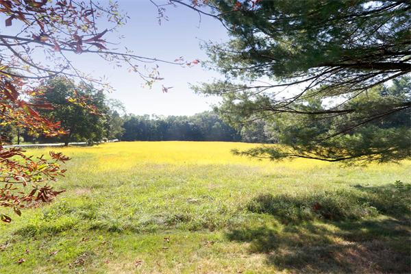 17 R Washington Street Boxford, MA 01921 - Photo 3 of 5 a view of an outdoor space and a yard