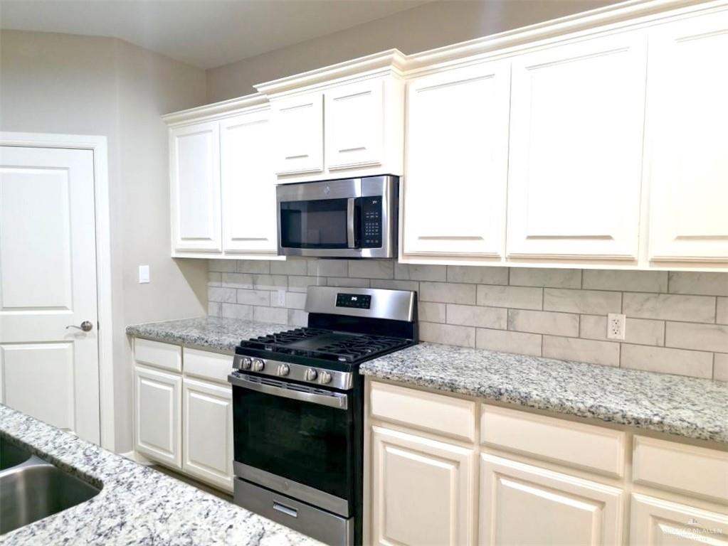 6332 Cascada Bnd Road McAllen, TX 78504 - Photo 19 of 34