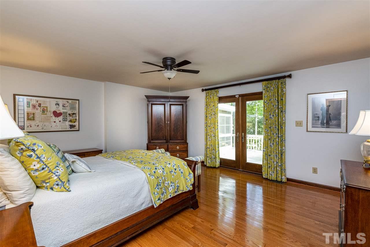 11300 Saddleview Court Raleigh, NC 27613 - Photo 15 of 30