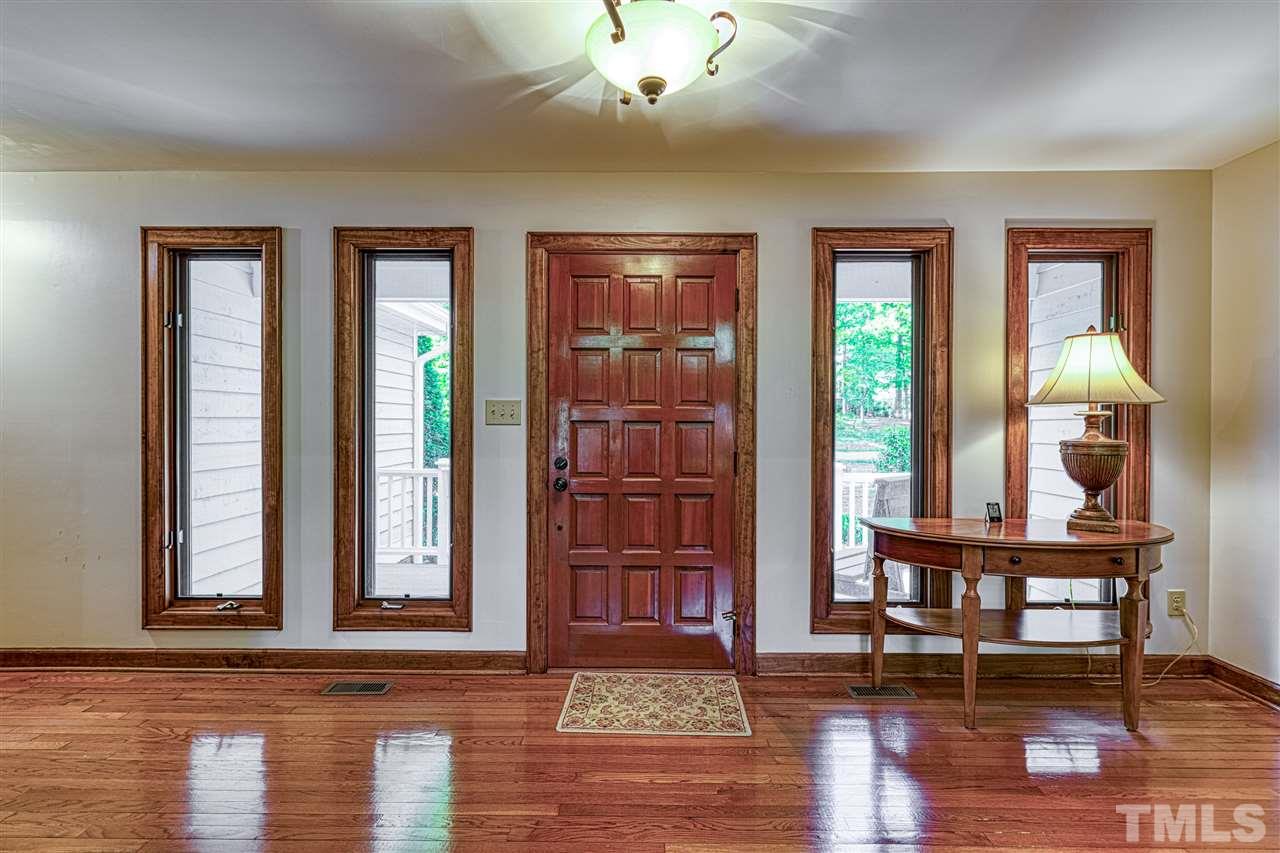 11300 Saddleview Court Raleigh, NC 27613 - Photo 3 of 30
