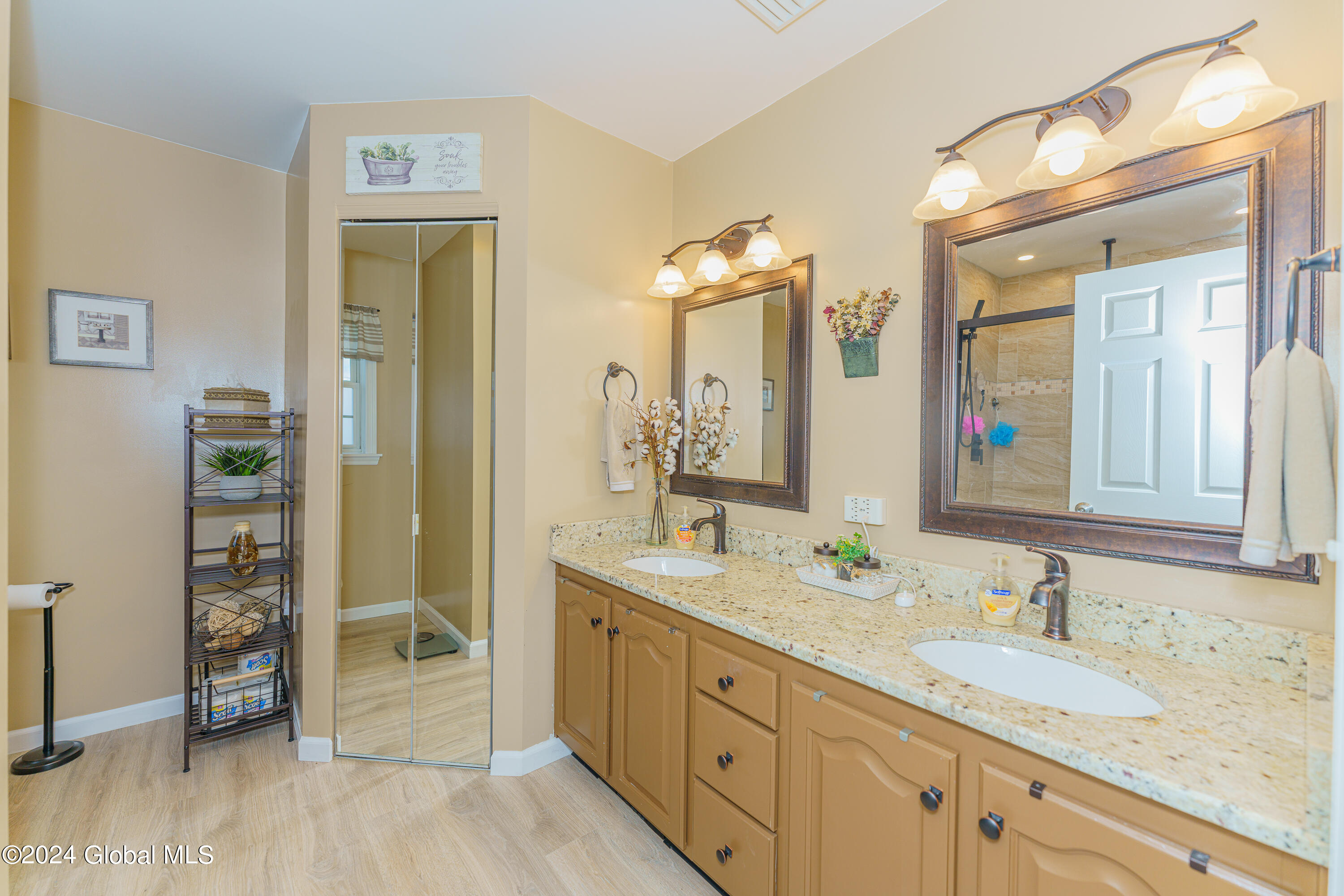 925 Stony Point Road Schodack, NY 12033 - Photo 25 of 44 6 Master 3