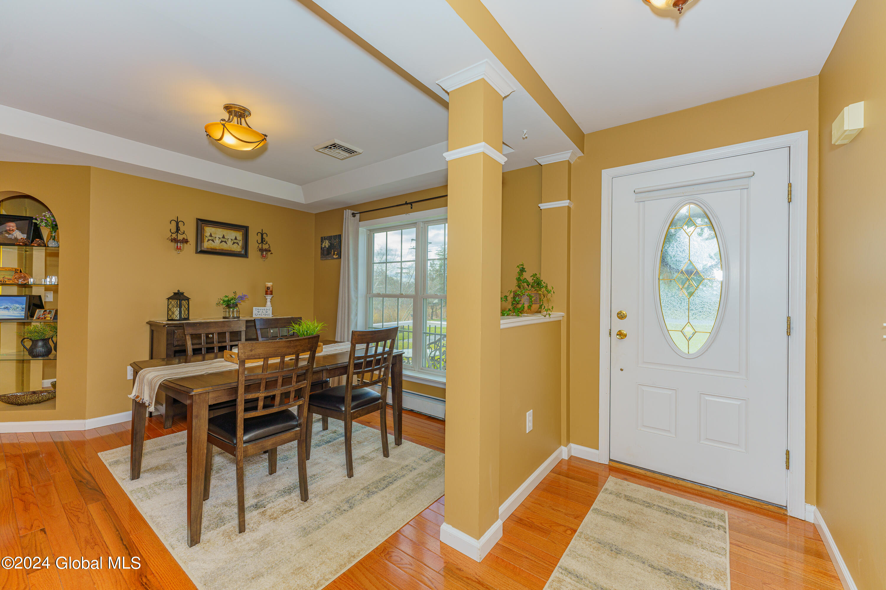 1 Entryway