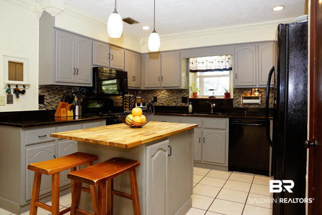 2425 Pavan Drive Mobile, AL 36693 - Photo 3 of 21