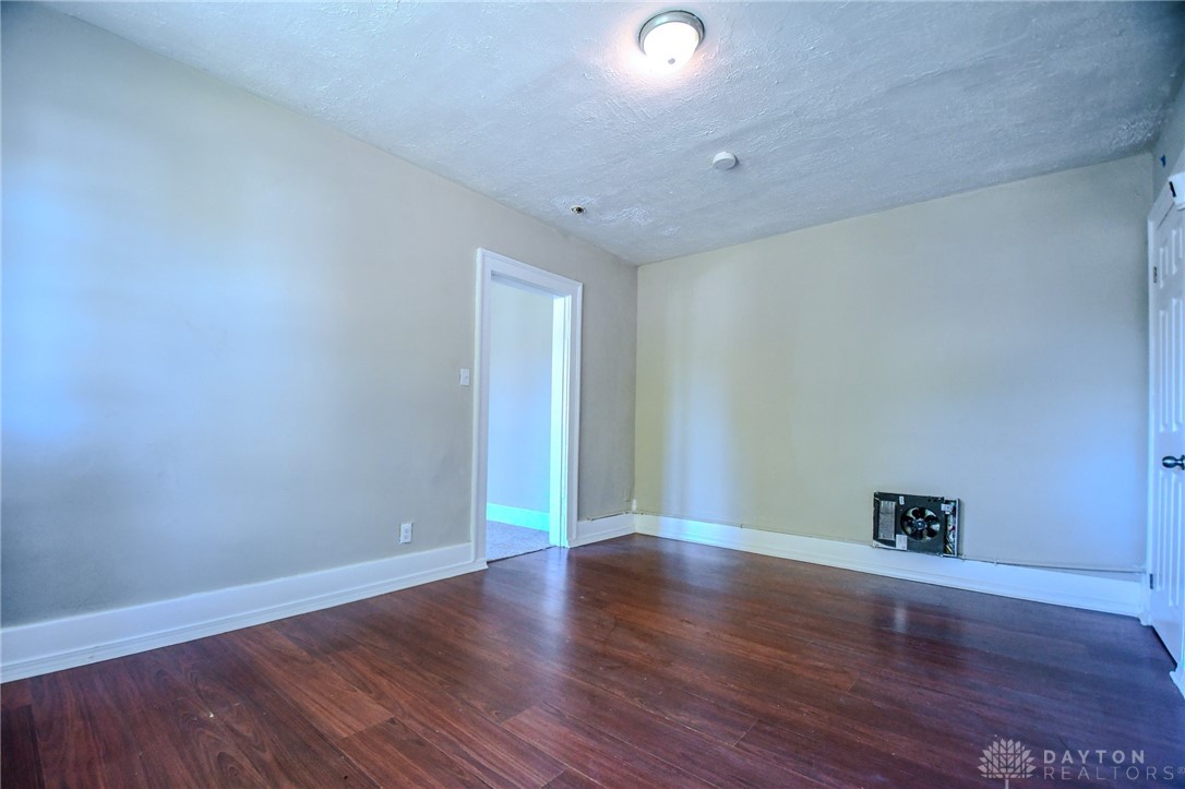 828 East Main Street Springfield, OH 45503 - Photo 41 of 46