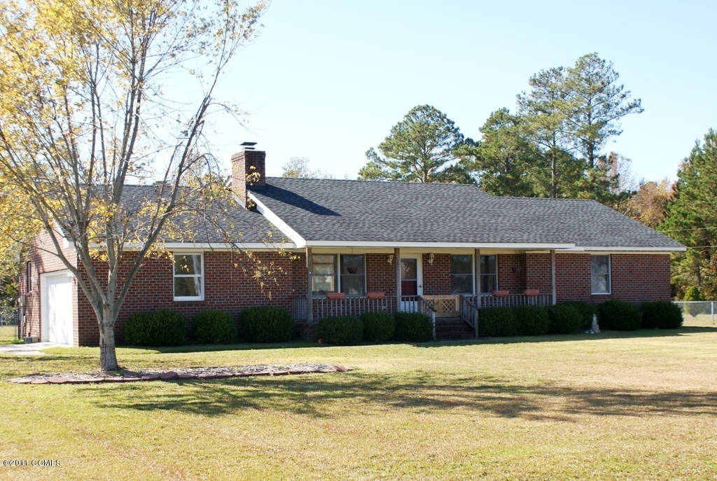 167 Peletier Loop Road Swansboro, NC 28584 - Photo 1 of 29 Lot size 1.16 Acres